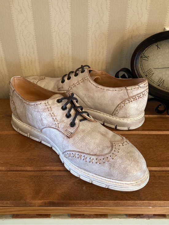 BED|STU Men\'s “Cayuga” Rustic Cream Brogue Oxfords with Dark Brown Laces main image 11